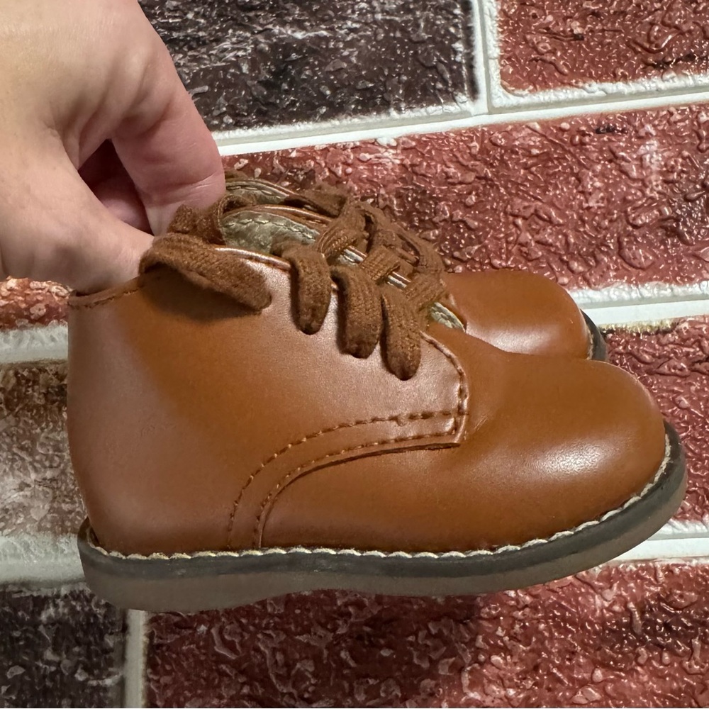 Footmates tan Todd Boots Infant size 2